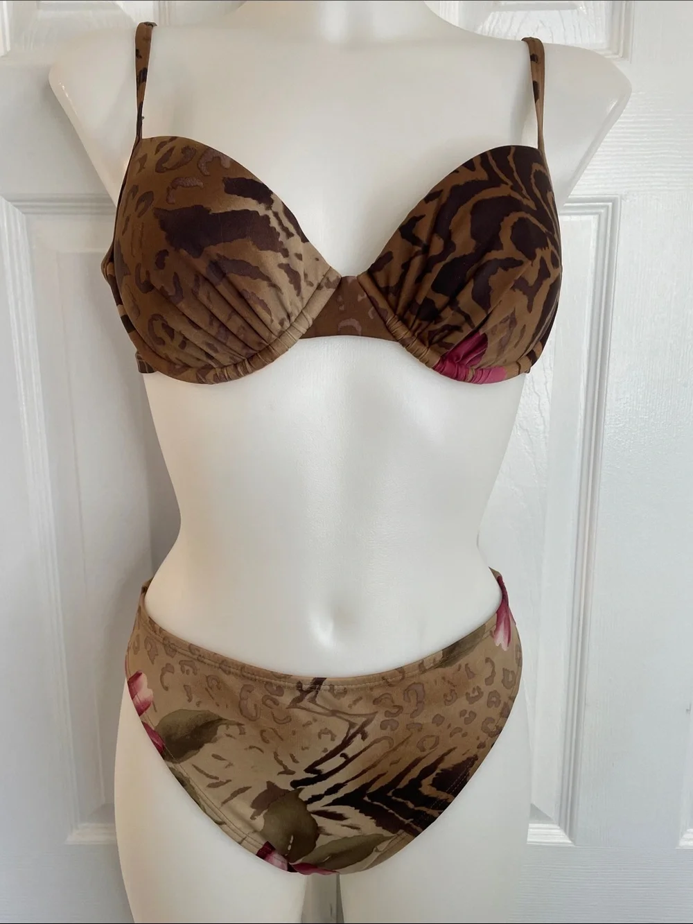 NEWPORT NEWS SHAPE FX BROWN ANIMAL PRINT with PINK ACCENT UNDERWIRE BIKINI SZ 10
